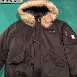 Guess Men’s Ski and Snow Parka (Used)